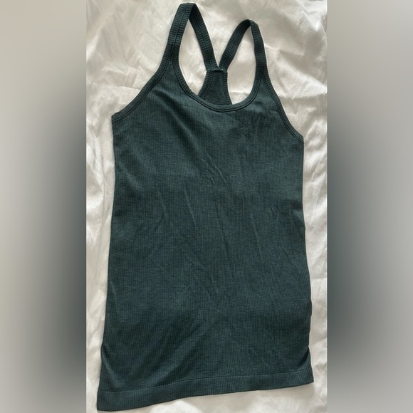 ⭐️ Like New ⭐️  Lululemon: Women's Sleeveless Top- Size 10 - Picture 1 of 8